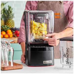 ECTQsw2x588s728_CK_1 jpg - Liquidificador Blendtec Industrial S885XC2901B1GB1D Stealth X 3.8 hp com Isolamento Acústico e 2 Jarras WildSide de 2,66 Litros